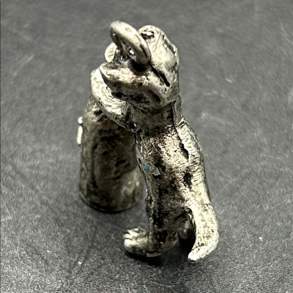 Vintage Silver Tone Metal Cat with Milk Bottle Charm / Necklace Pendant Jewelry - Picture 6 of 11